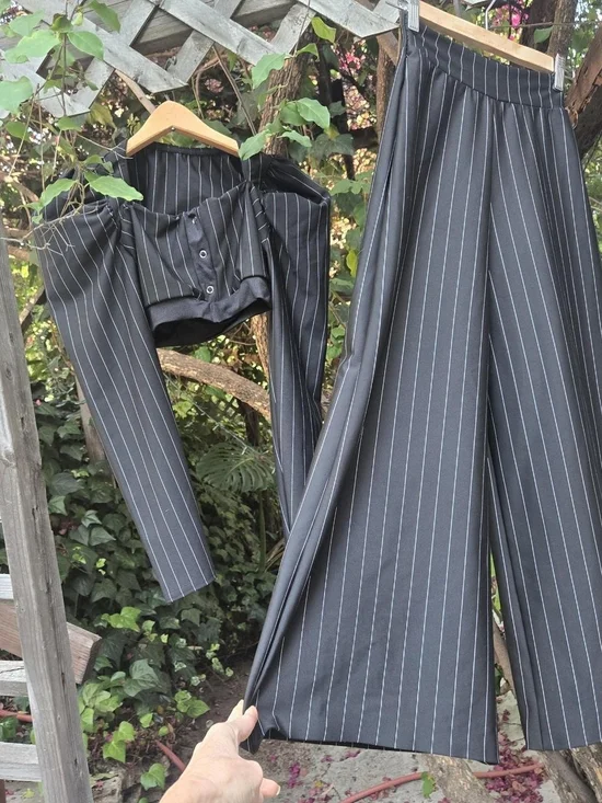 Vintage Black Pinstripe Crop Top & Wide-Leg Pant Set Xxs Xs - Picture 5 of 16